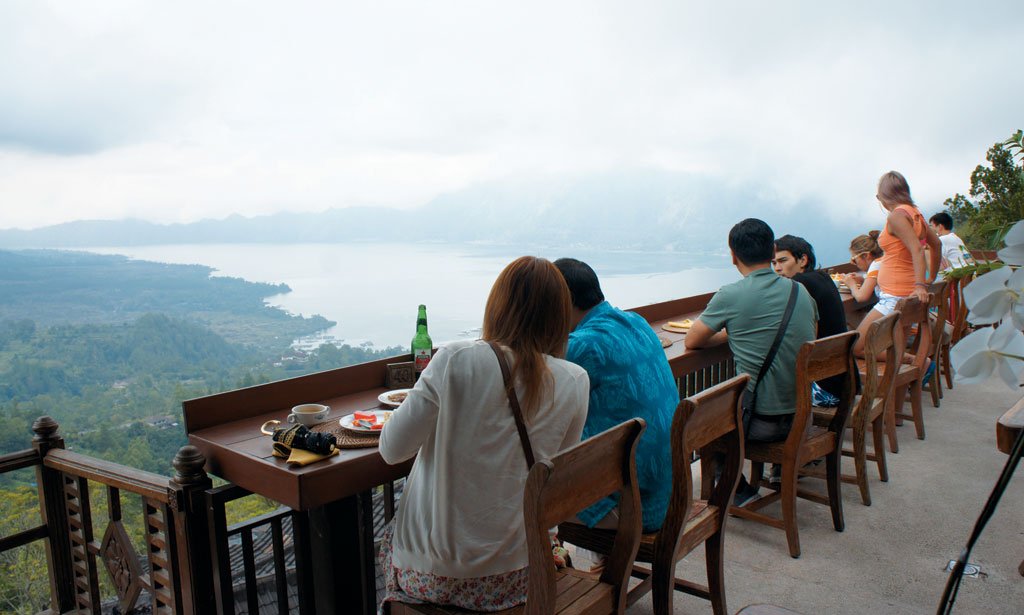 Lunch In The Clouds Lakeview Kintamani Indonesia Expat