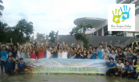 Staff of Aston Belitung Cleaned Tanjung Pendam Beach