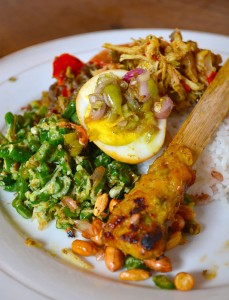 A plateful of Nasi Ayam Bu Oki in Jimbaran