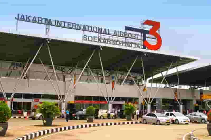 procedures enter Indonesia