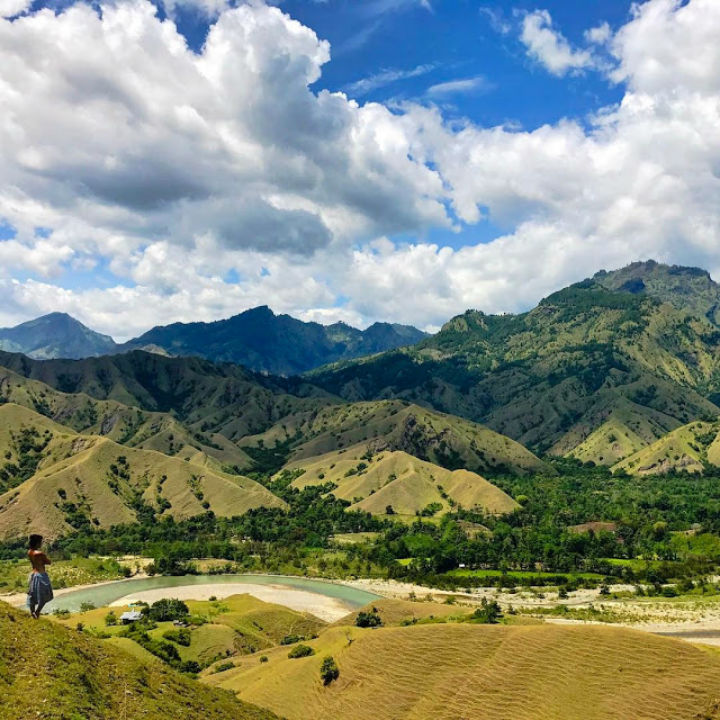 Here’s Why More Expats Are Visiting Savana Ollon in Toraja