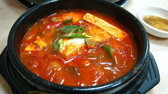 Kimchi Jigae | Photo Courtesy of Wikimedia Commons