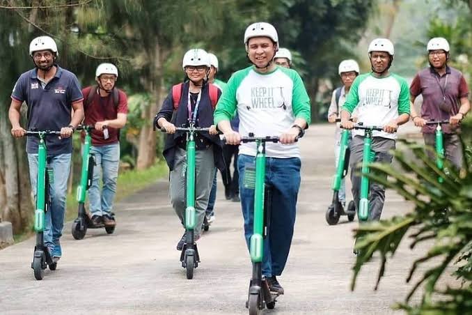 Electric scooter users in Indonesia