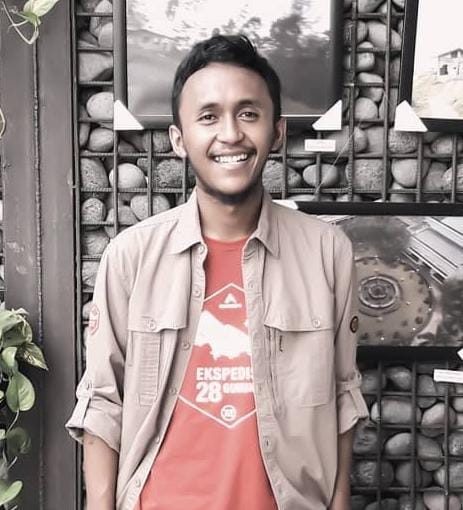 M. Syafrizal Izaqi from Minimalist Living: Less is More