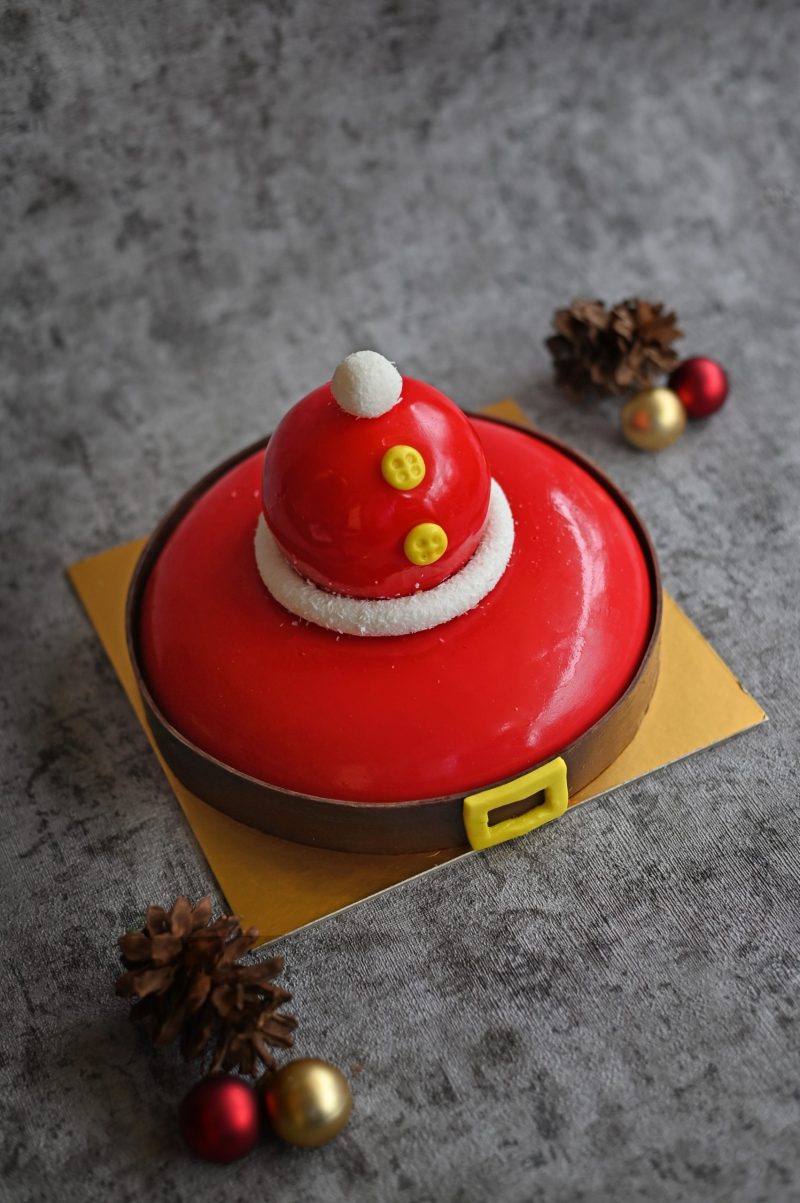 Christmas Santa Belt Cake at Shangri-la