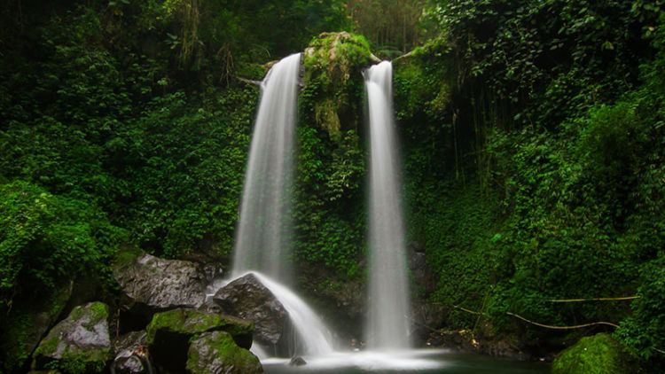 Grenjengan Kembar Waterfalls