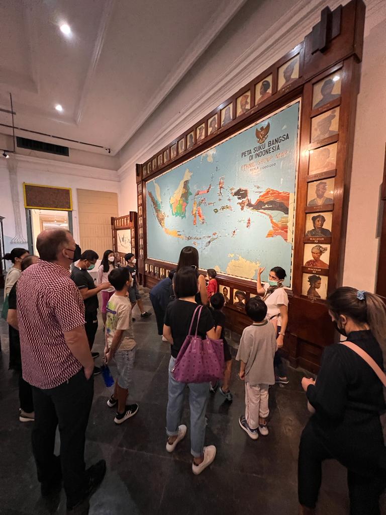 Discovering Wonders of Jakarta through the Indonesian Heritage Society
