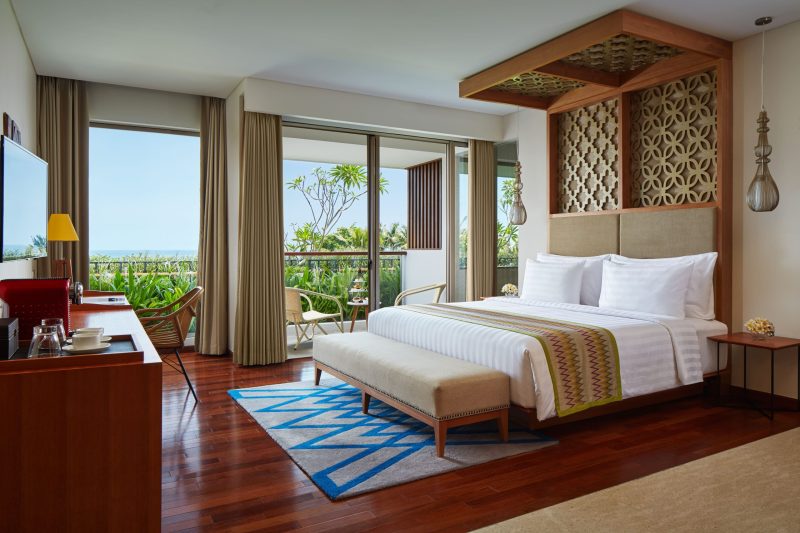 Ocean-View Room 