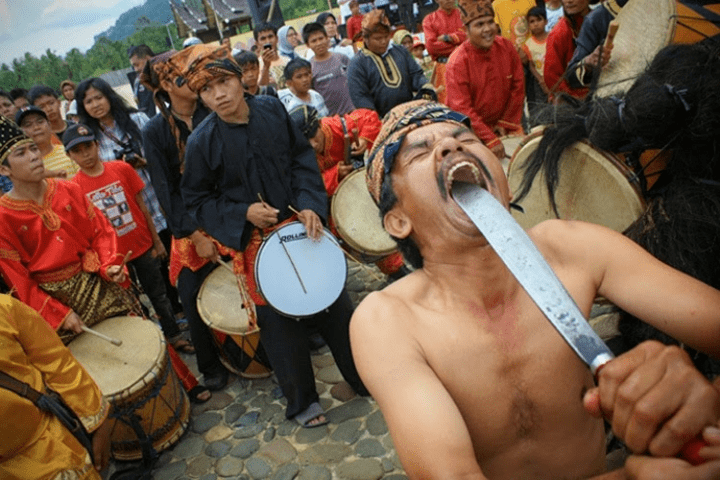 Debus Tradition in Banten