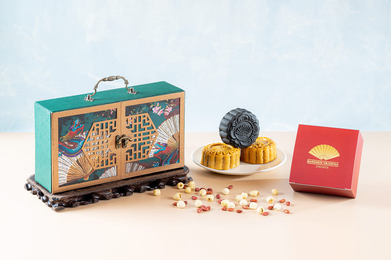 Celestial Dragon’s Crust - mooncakes Li Feng