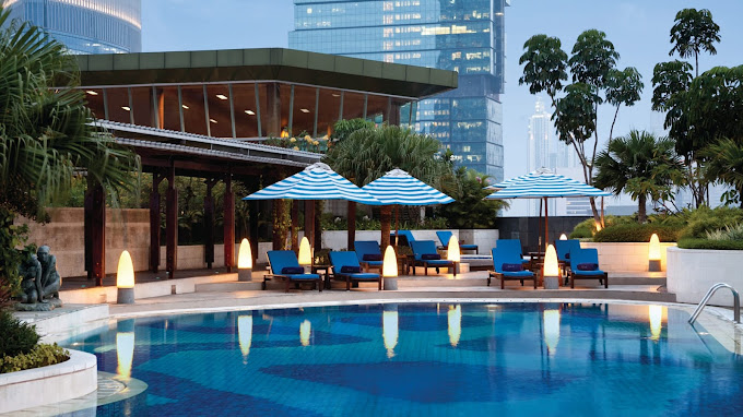 Sky Pool Bar Cafe - rooftop bar Jakarta