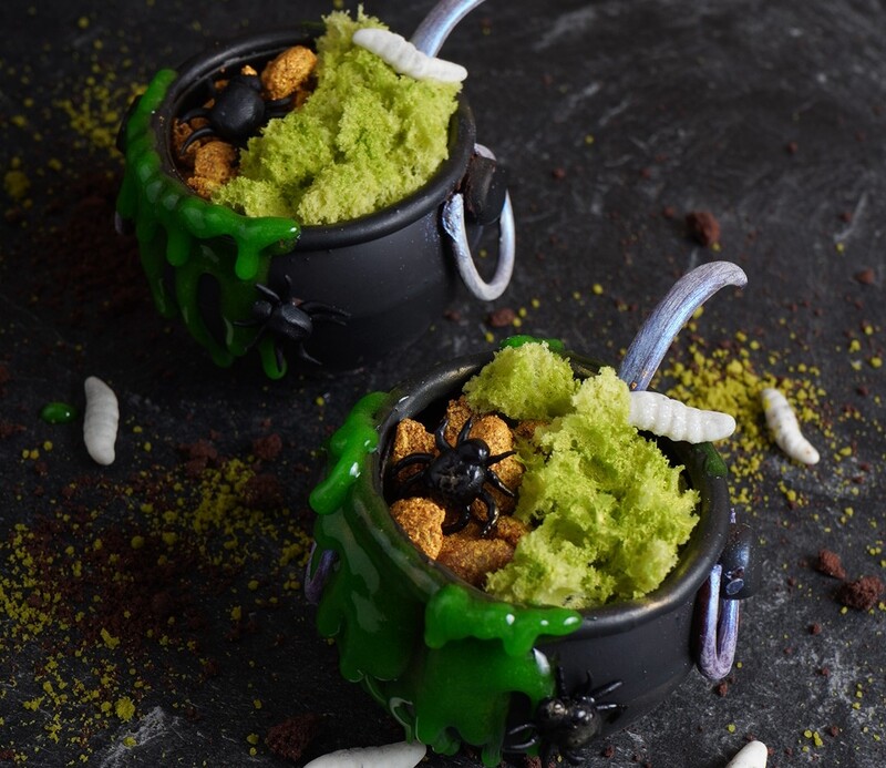 Cauldron Cake