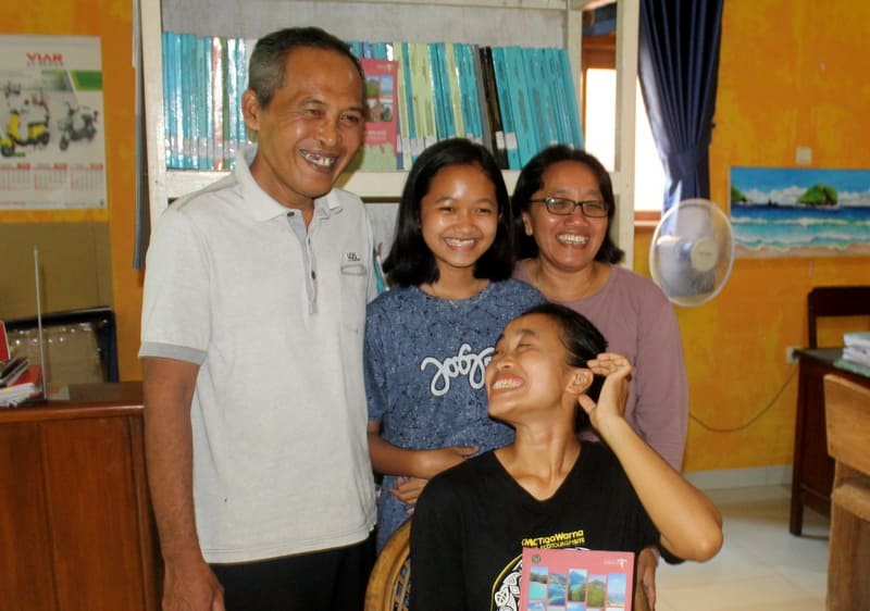 (Left to Right) Saptoyo (Father), Labda Manggala (Sister), Tri Andar Karyati (Mother), and Lia Putrinda