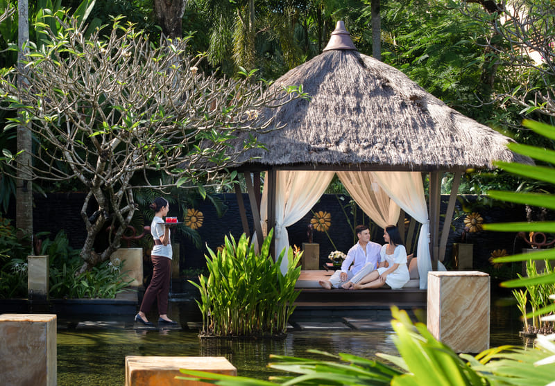 sharing the gift of a perfect spa experience with your beloved