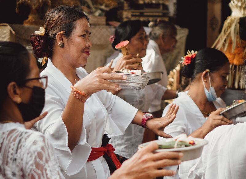 Asal usul perayaan Bali sangat terkait dengan adat istiadat Hindu