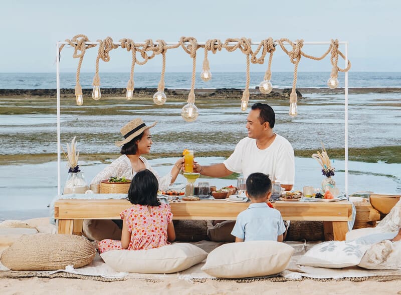 Elevate Your Seaside Rendezvous with a Luxurious Beachfront Chic Picnic at Sofitel Bali Nusa Dua Beach Resort
