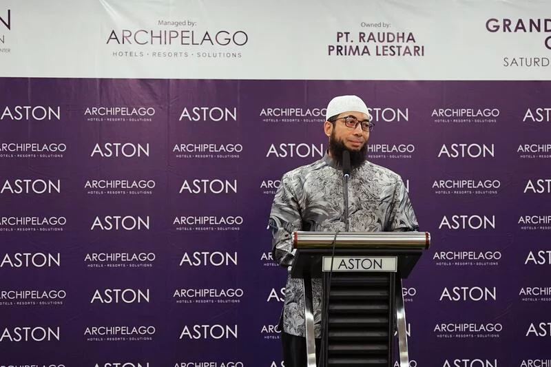 Ustadz Khalid Basalamah
