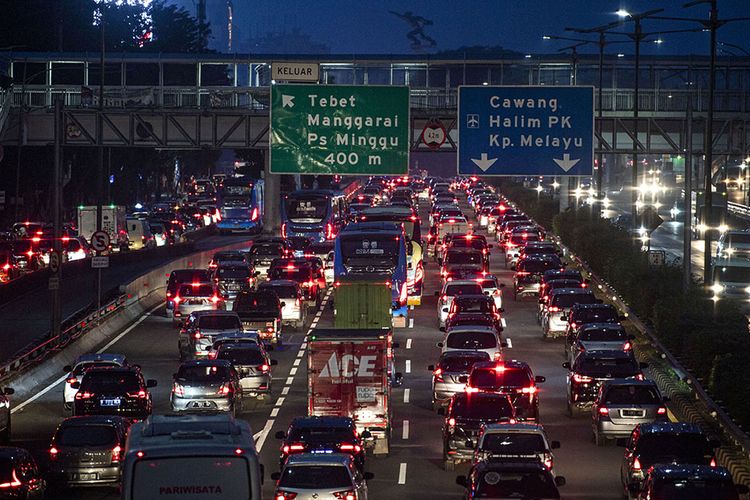Government of Jakarta Plans to Ban Older Motorised Vehicles to Control Traffic