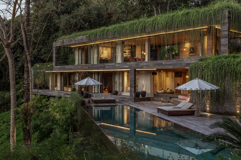 Neo Luxury Living in Bali with OXO