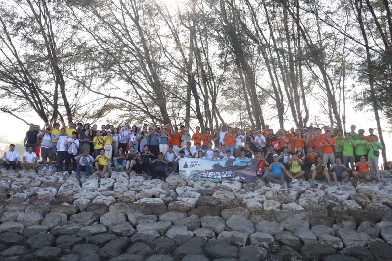 Ascott Regional Bali Hosts Beach Clean-up Event at Mertasari Beach in Support of World Clean-up Day