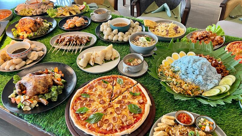 Holiday Inn Lampung Bukit Randu Presents the 'Taste of Asia' Promotion - A Culinary Sensation with the Best City View in Bandar Lampung