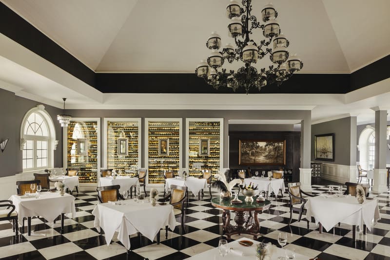 Apéritif and Pinstripe Bar: Elevating Bali’s Culinary Scene