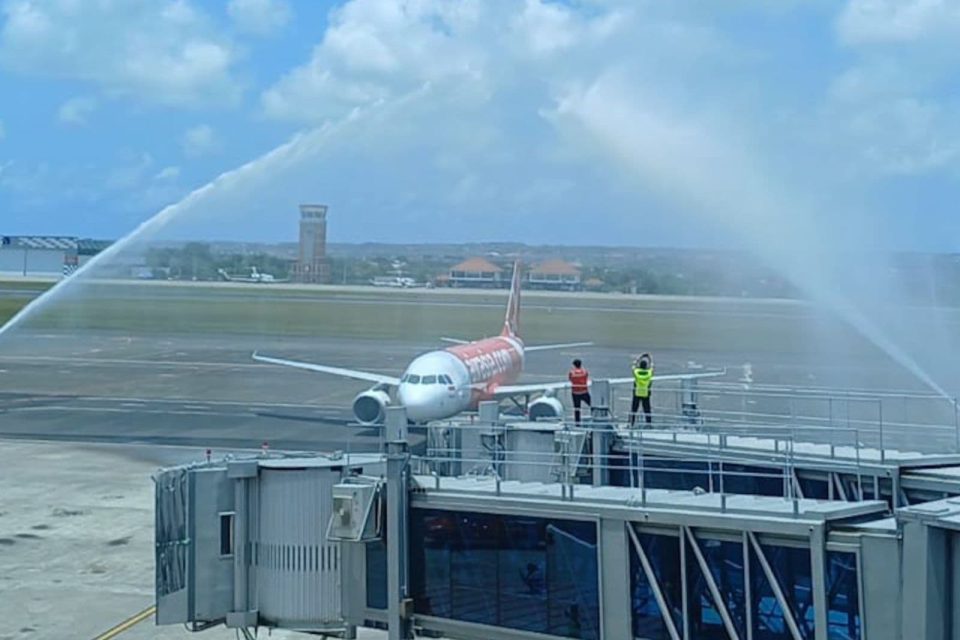 Direct Flights from Hong Kong to Denpasar