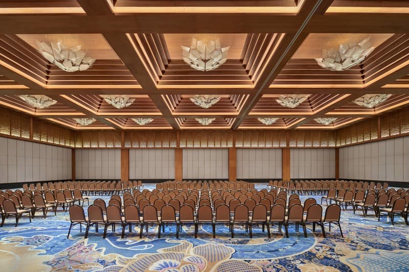 BALLROOM_THEATRE