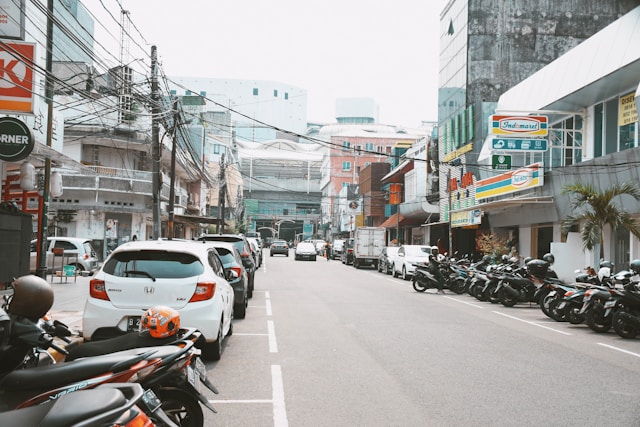 Jakarta Introduces 10% Tax on Parking Services