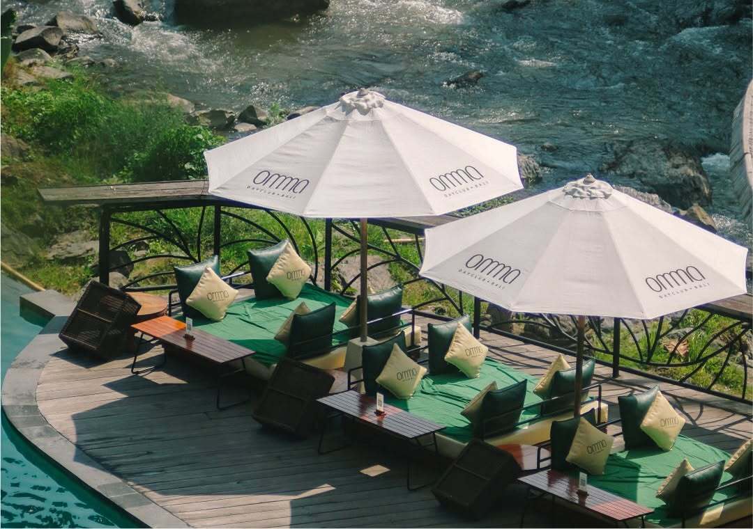 Day Clubs in Bali - Omma Day Club
