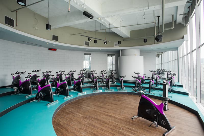 Celebrity Fitness Kuningan