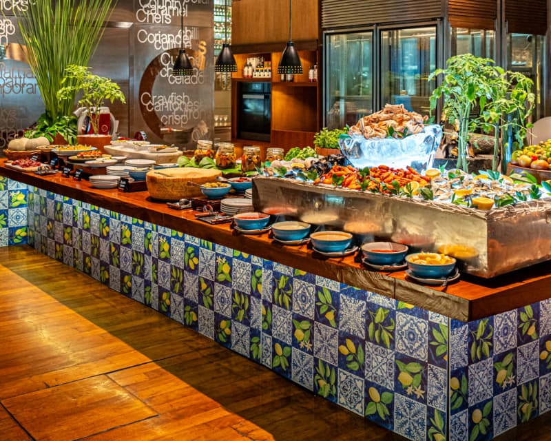 WEEKEND BRUNCHES AND THE WOMEN’S TABLE AT GRAND HYATT JAKARTA