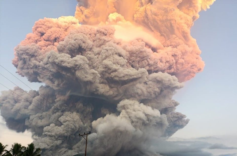 Mount Lewotobi Laki-laki Erupts, Several Flights to and from Bali Cancelled