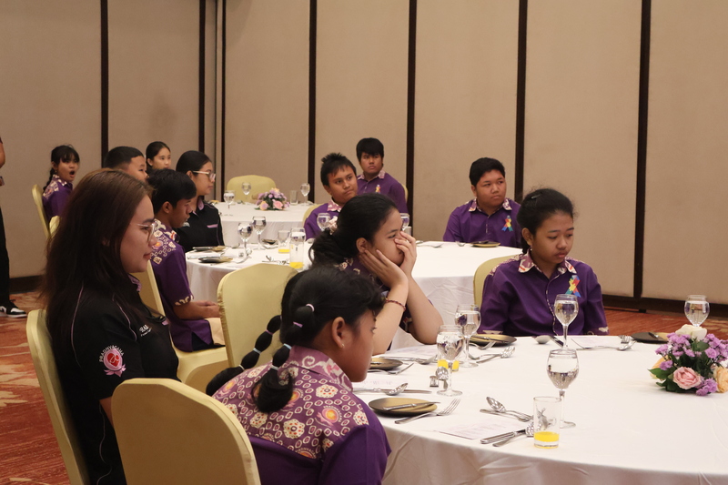Table Manners Class