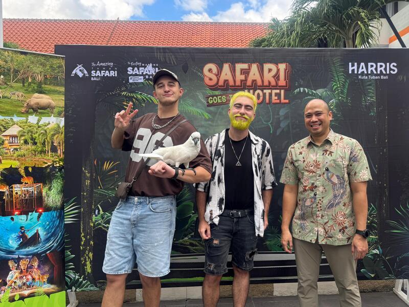 Bringing the Safari to the City: HARRIS Hotel Kuta Tuban Hosts Iconic Bird