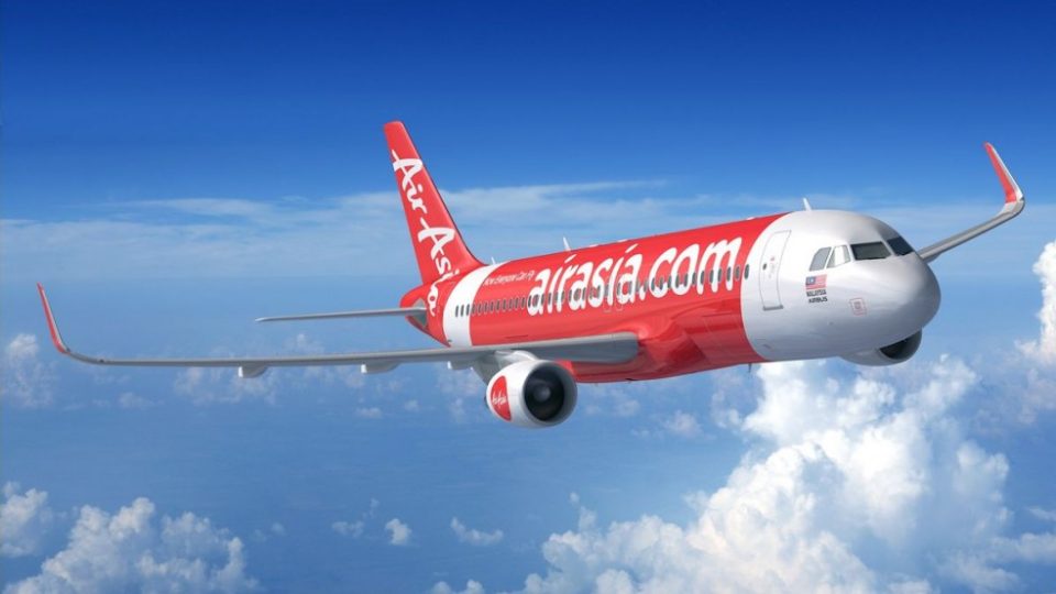 Bali-bound Aeroplane Turns Back to Perth After Engine Fire Appears