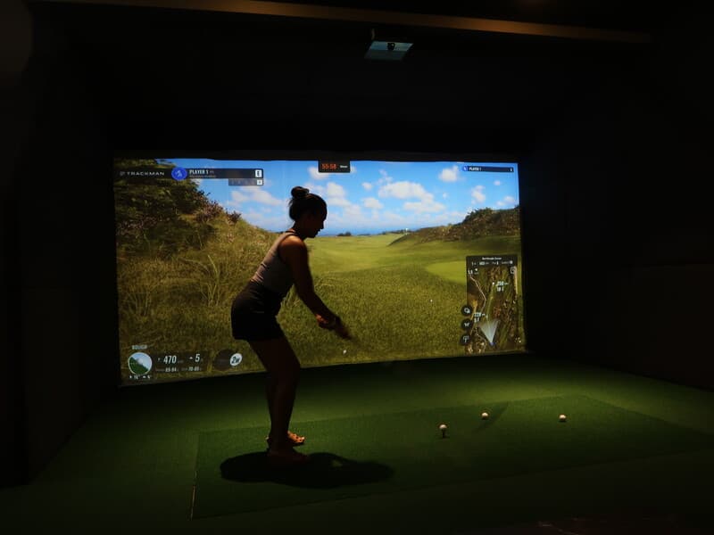 MST Golf in Agora Mall