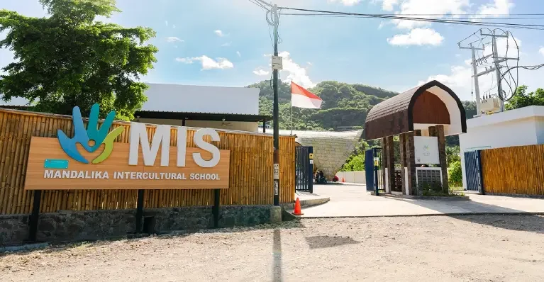 Mandalika Intercultural School