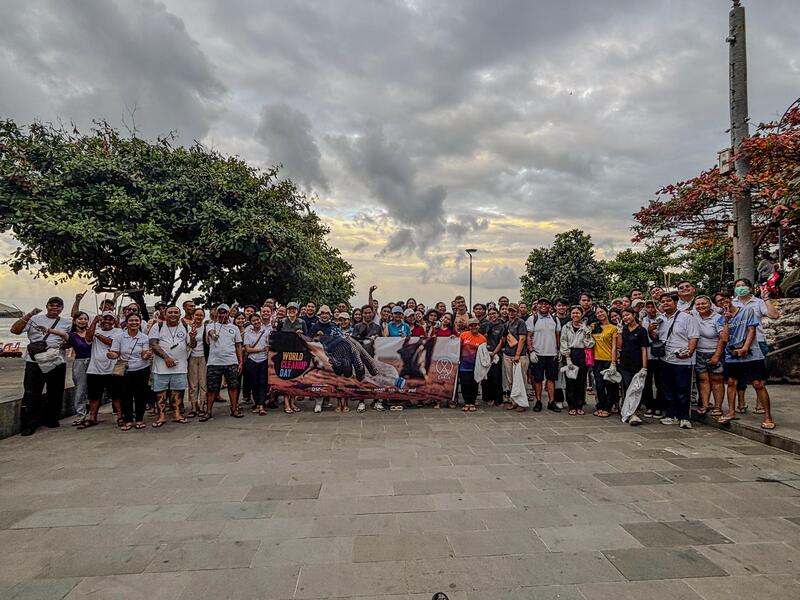 Ascott Bali Area Rallies for a Cleaner Legian Beach on World Clean-up Day