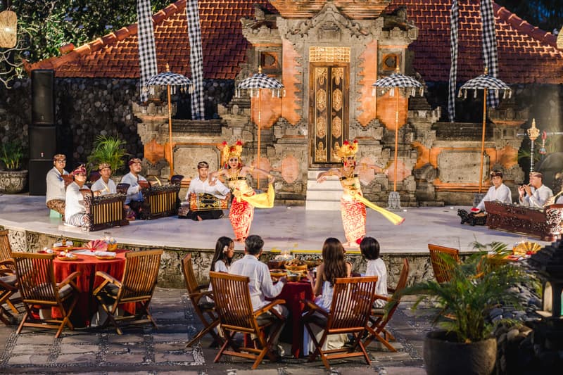 PASAR SENGGOL AT GRAND HYATT BALI