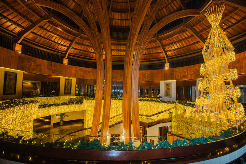 Sofitel Bali Nusa Dua Beach Resort Unveils a Glistening Candlelight Theme This Festive Season