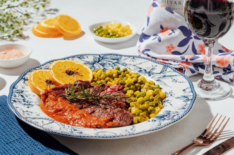 Wagyu Rib Eye with Corn and Pea Pepper Medley