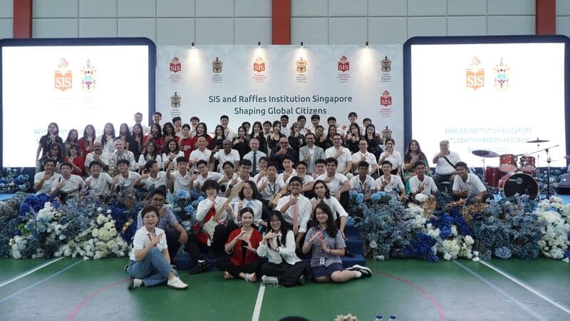Raffles Institution Students Celebrate Successful 16-Day Study Exchange with SIS Group of Schools in Jakarta!