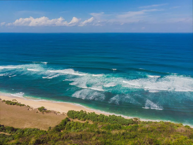 West Lombok to Develop World-Class Surfing Destination and Luxury Resort