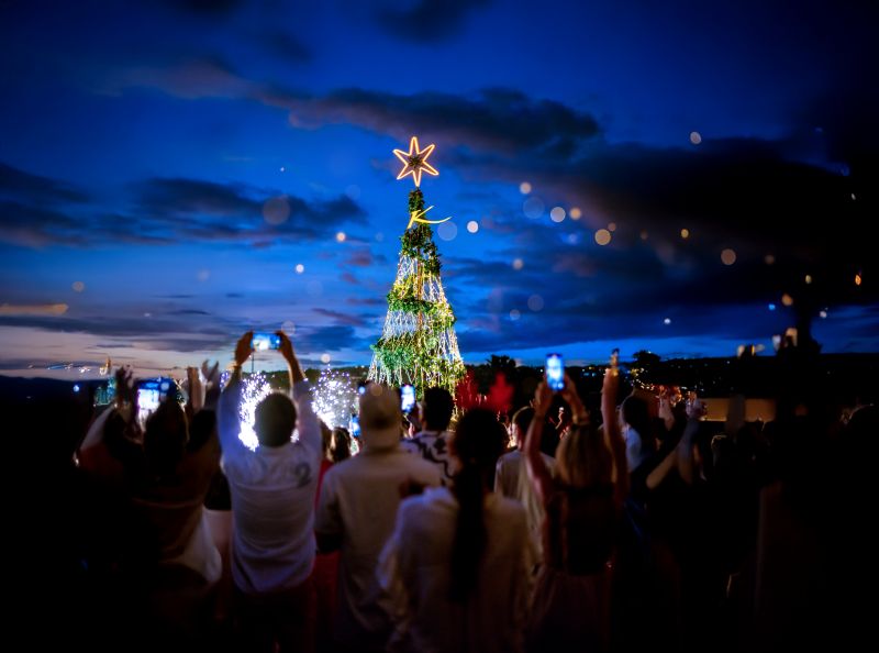 The Heart of the Festive Season: di Mare