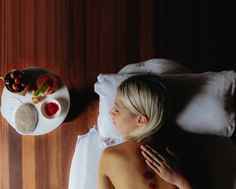 Bloody Mary Treatment Iridium Spa