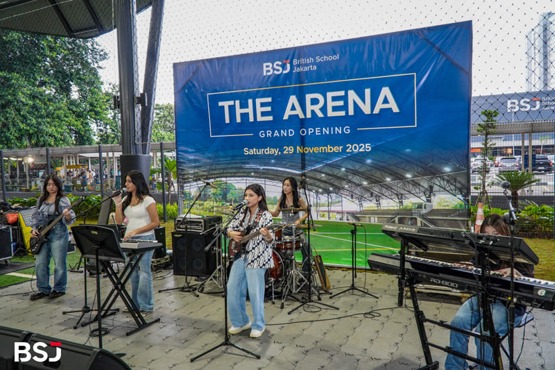 Students' Music Performance during the Opening