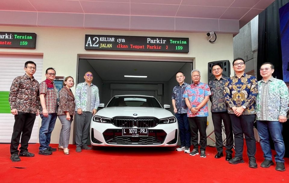 Mayapada Hospital Surabaya Celebrates Its Fourth Anniversary with the Launch of a Modern Vertical Parking Facility to Enhance Patient Comfort