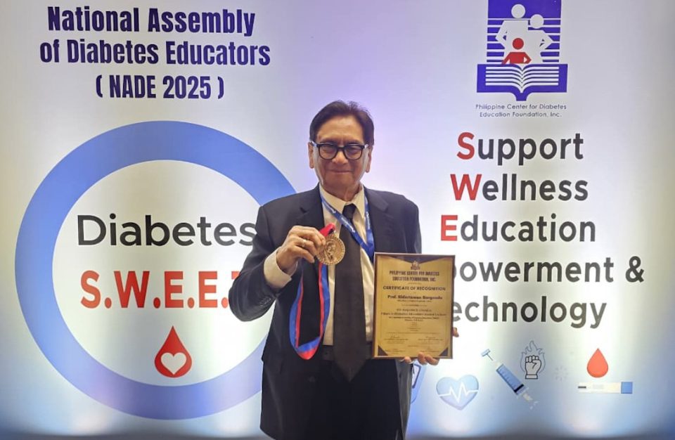 Professor Sidartawan Soegondo from Eka Hospital Receives International Award in the Philippines