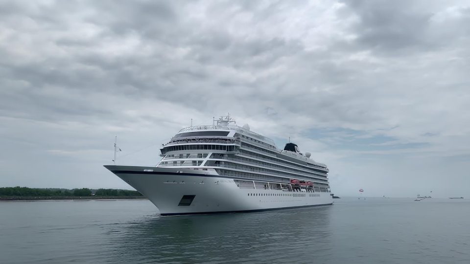 Six Cruise Ships Entered Bali in Early 2026, Bringing 5,500 Foreign Tourists